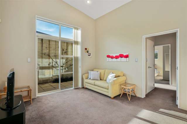 2/43 Main Road Redcliffs_3