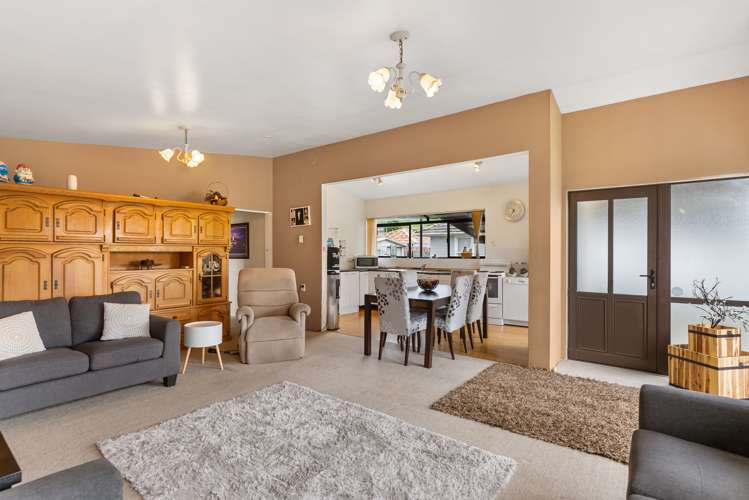 114 Coronation Road Mangere Bridge_10