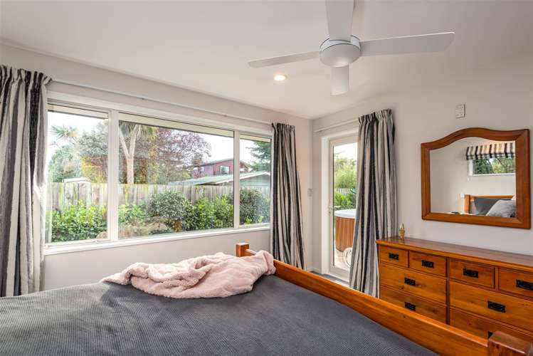 7 Len Hale Place Parklands_15