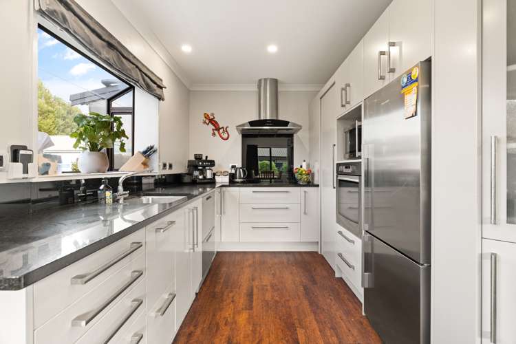 61 Holyhead Street Outram_7