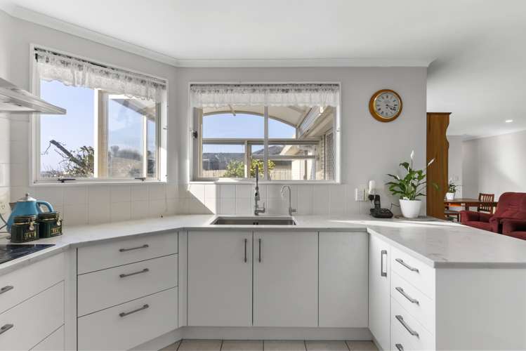 11 Gendo Avenue Henderson_6