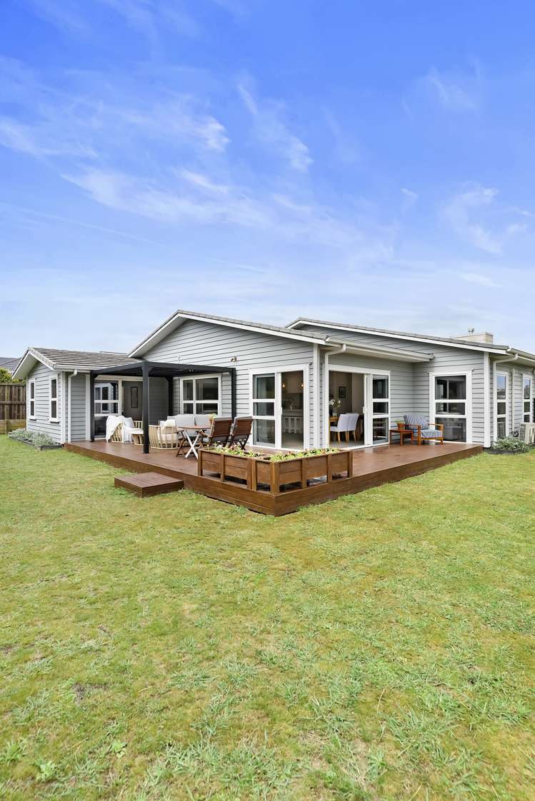 146 Eighth View Avenue Beachlands_25