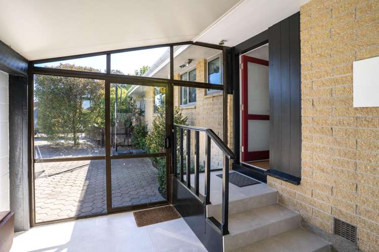 2/174b Grimseys Road Redwood_35