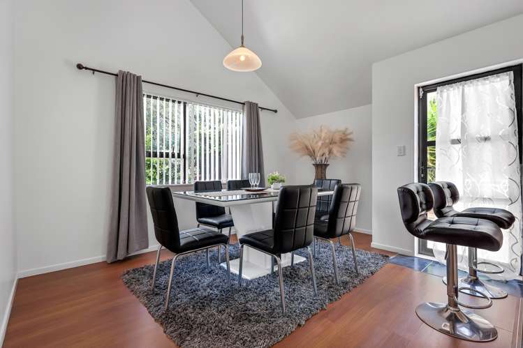 8 Chardonnay Rise Henderson_11