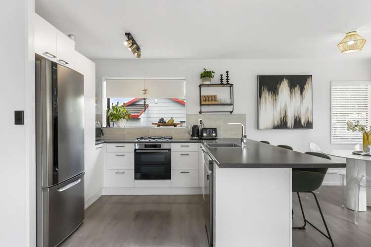 15A Coubray Place Botany Downs_10