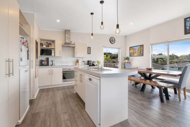 29 Te Kauri Place Helensville_6