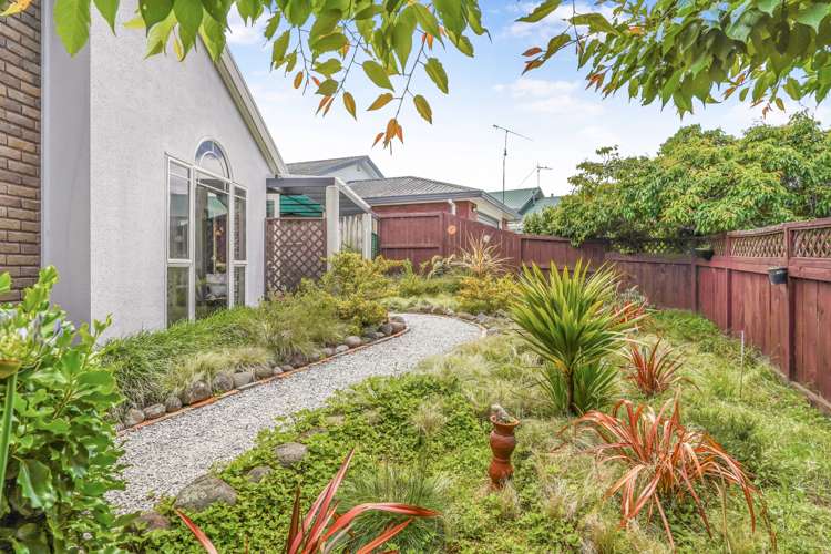 68 Sunnyhills Avenue Glenview_1