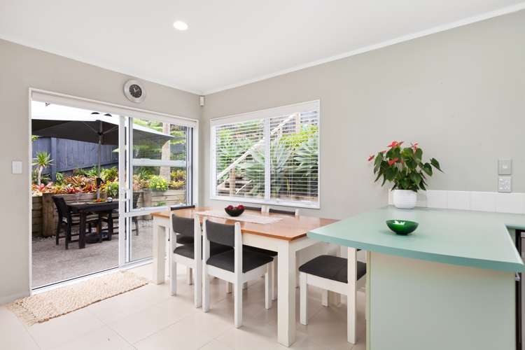 21 Donald Street Stanmore Bay_6