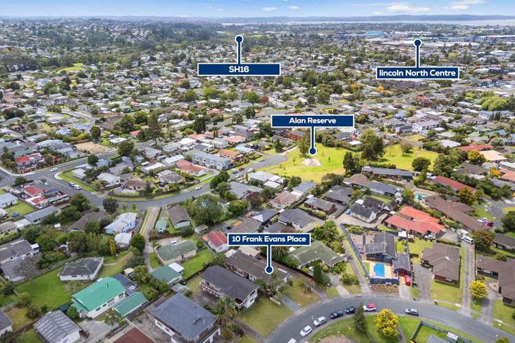 1/10 Frank Evans Place Henderson_24