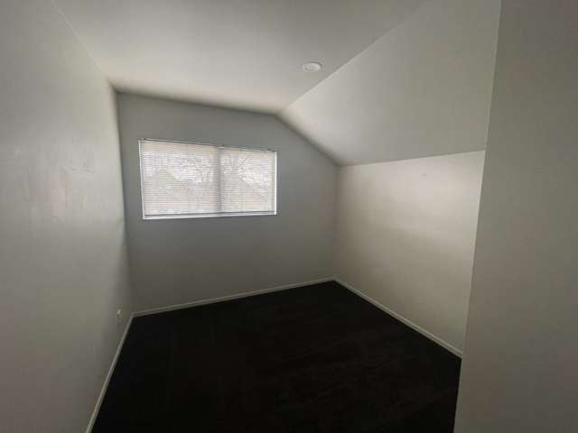 1/16 Yang Place Papakura_4