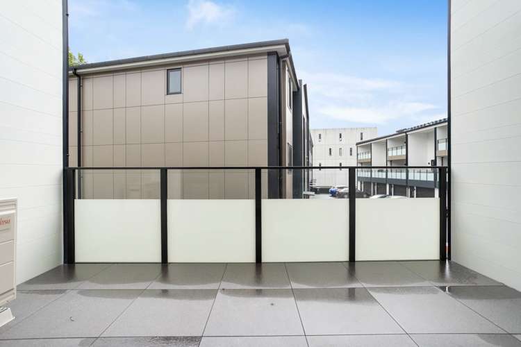 7/8 Dock Street Auckland Central_2