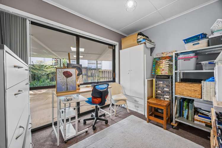 42 Shetland Street Glen Eden_29