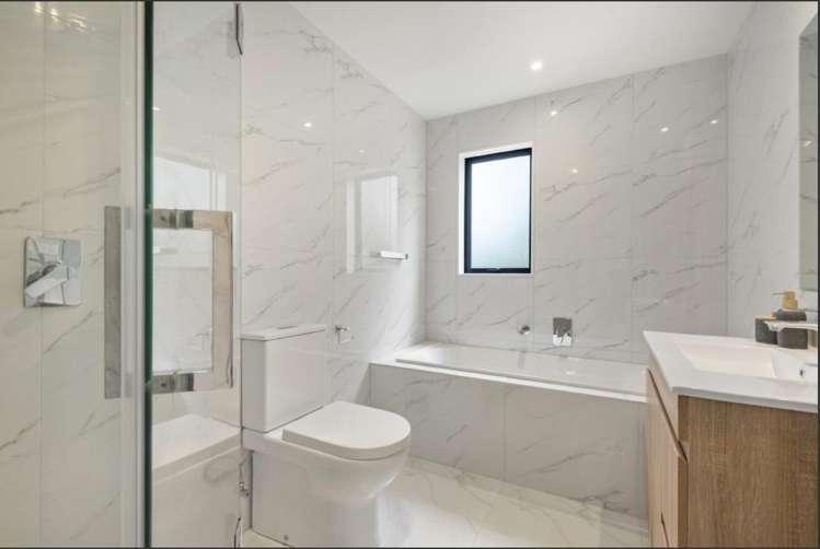 132A Stapleford Crescent Browns Bay_12