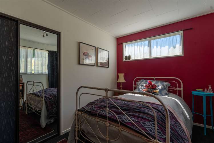 22 Chatham Street Waihola_13