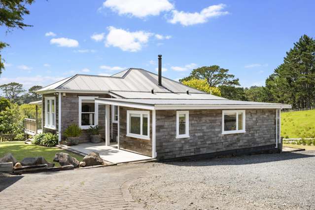 17 Amreins Road Waitakere_3