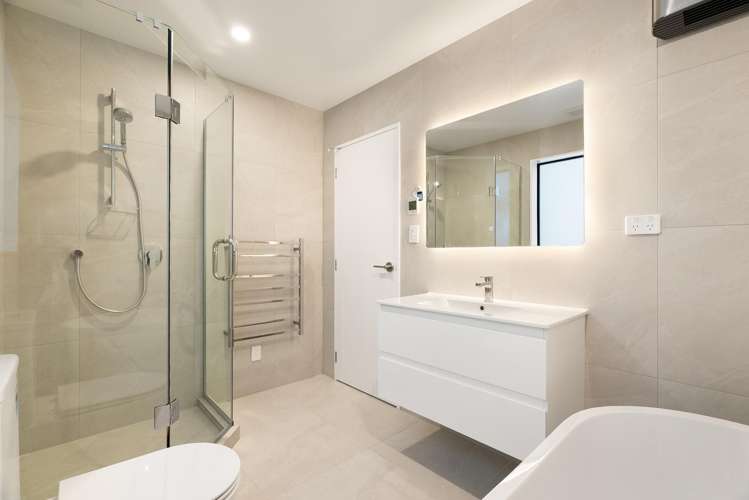 8b Catalina Crescent Forrest Hill_12