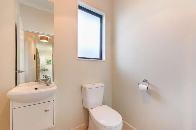 17 Hart Road Richmond_12