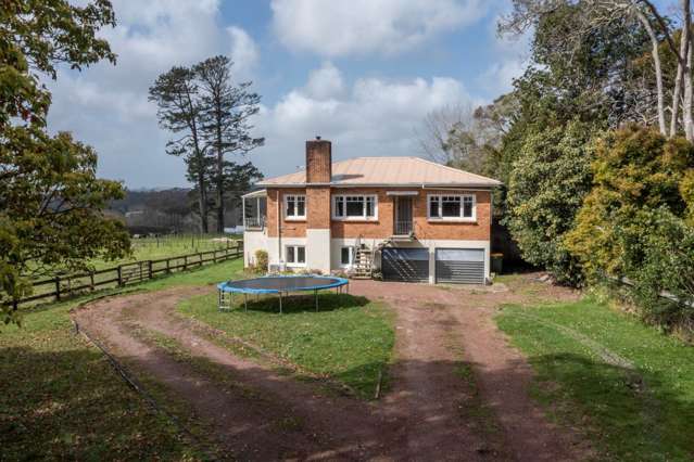 141 Tawa Road Kumeu_1