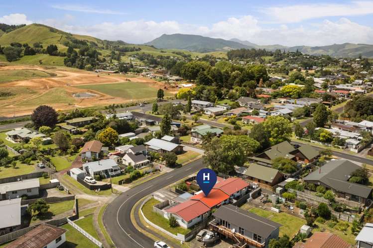 6B Washington Square Paeroa_23