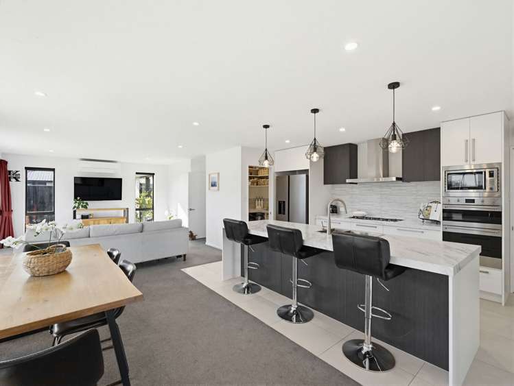 23 Whitehorn Drive_2