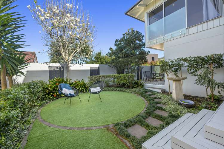 2/19a Sanders Avenue Takapuna_22