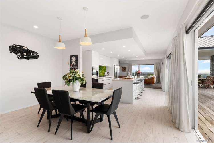 21 Lawrence Carter Drive Bombay_10