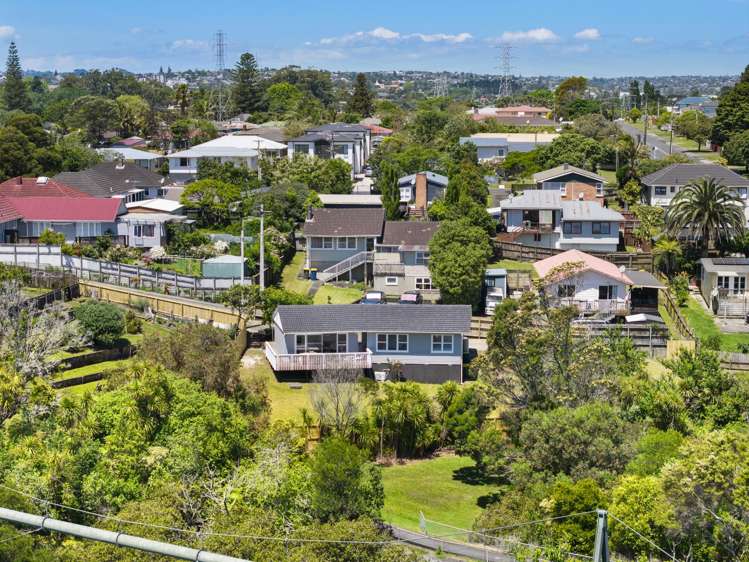 12 Kiernan Place Kelston_10