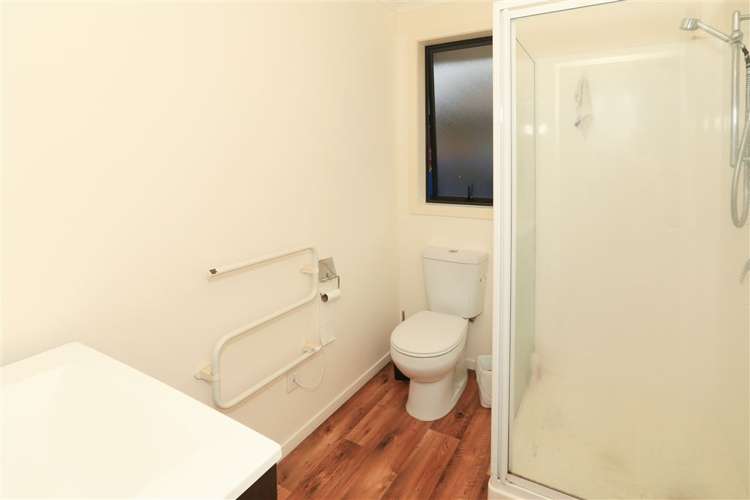 2d Ford Street Hamilton East_8