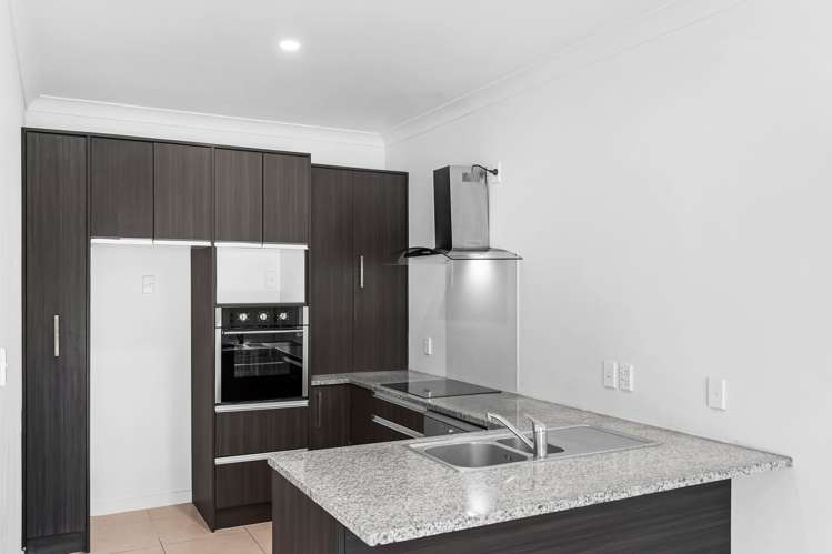 15/44 Carlos Drive Flat Bush_8