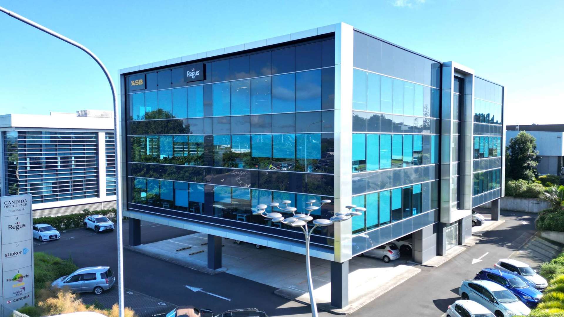 Building 4/61 Constellation Drive Rosedale_0