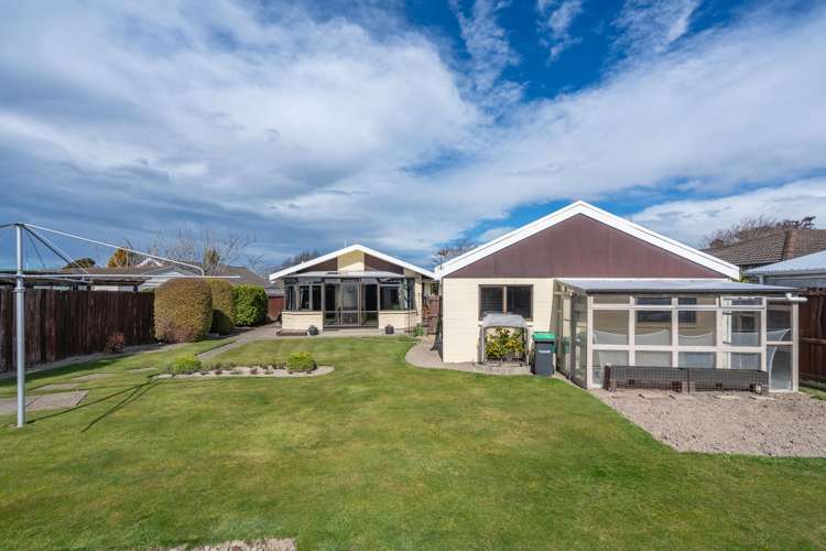 84 Dunbarton Street Redwood_25