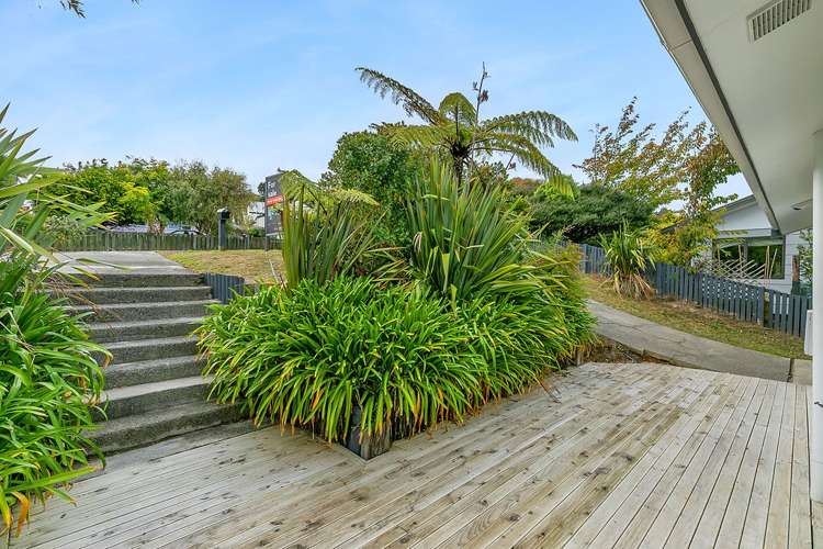 17 Omapere Street Whitby_20