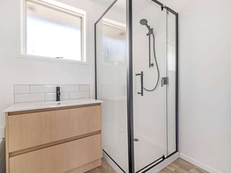 24 Leaver Place Weymouth_18