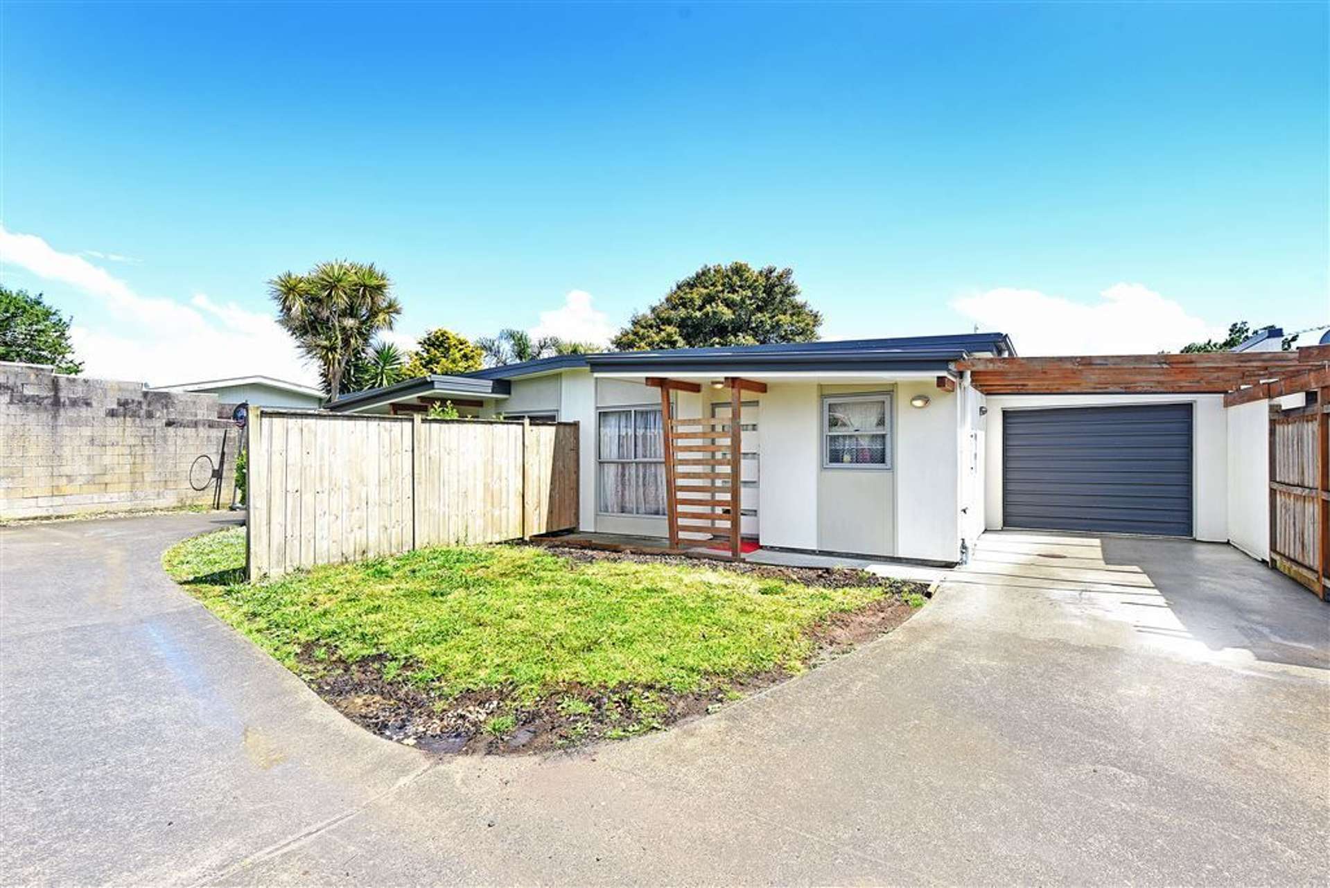 7/33 Kenderdine Road Papatoetoe_0