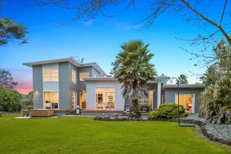 2 Cloverfields Drive Waimauku_19