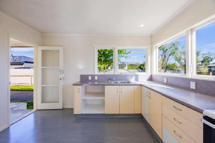 23 Gebbie Road Taradale_5