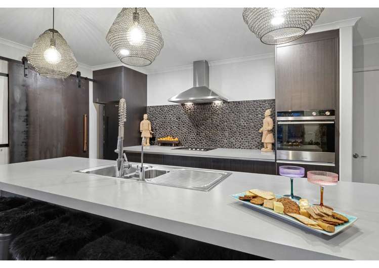 10 Cooke Farm Grove Waiwhakaiho_6