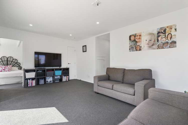 2/9 Steen Place Mangere Bridge_6