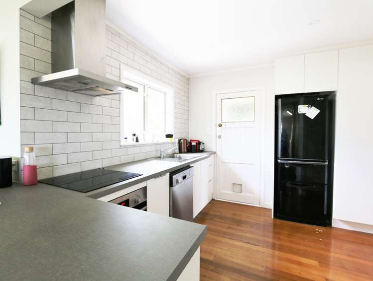 10 Konini Road Titirangi_5