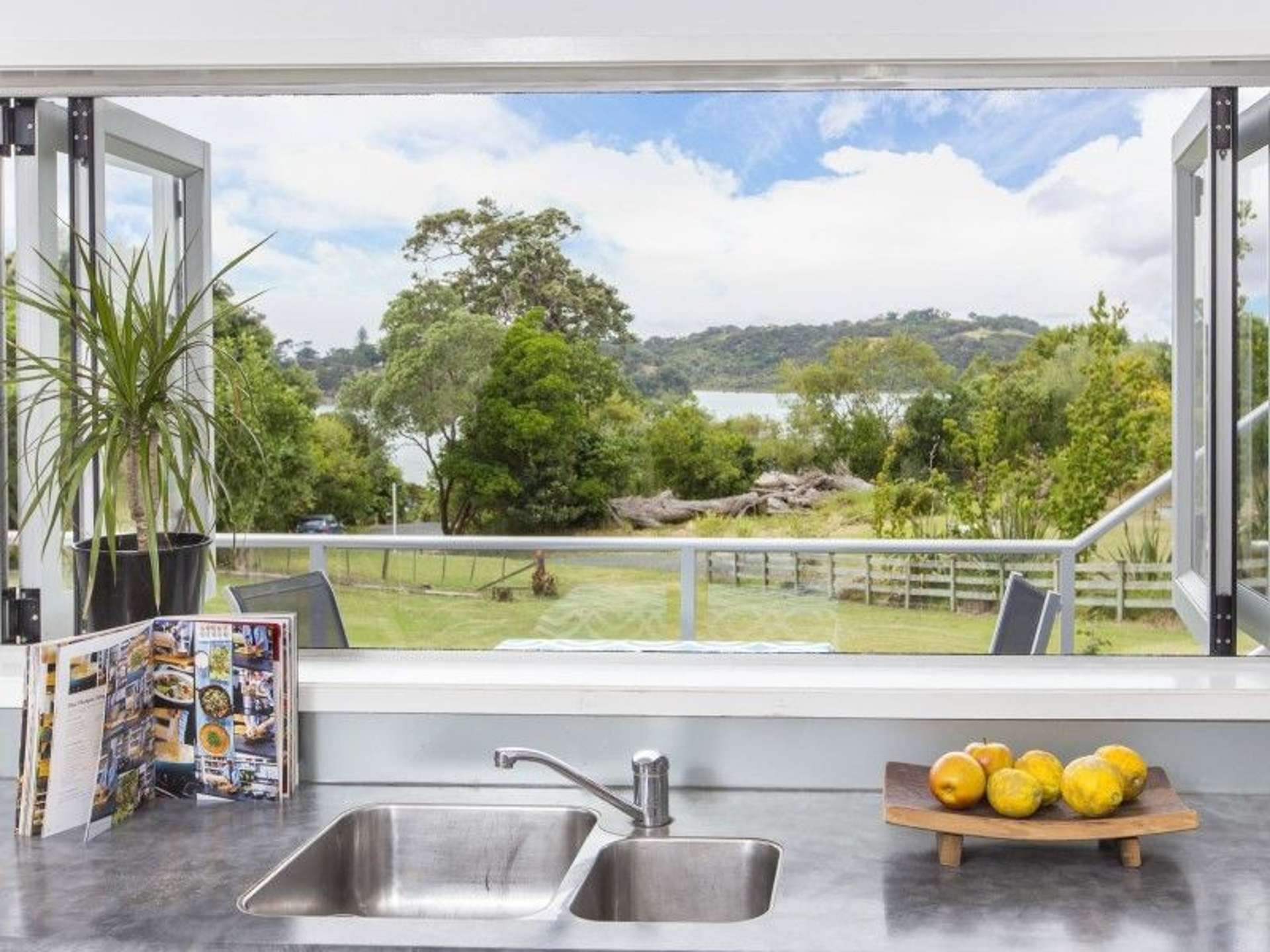 12 Charles Street Mahurangi East_0