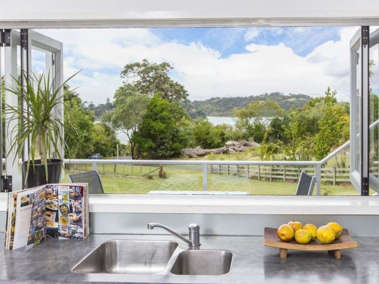 12 Charles Street Mahurangi East_0