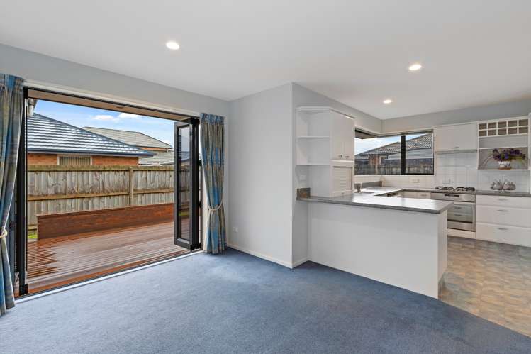 4 Riverwood Boulevard Redwood_6