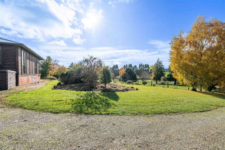 141 Mckinnon Road Gore Surrounds_36