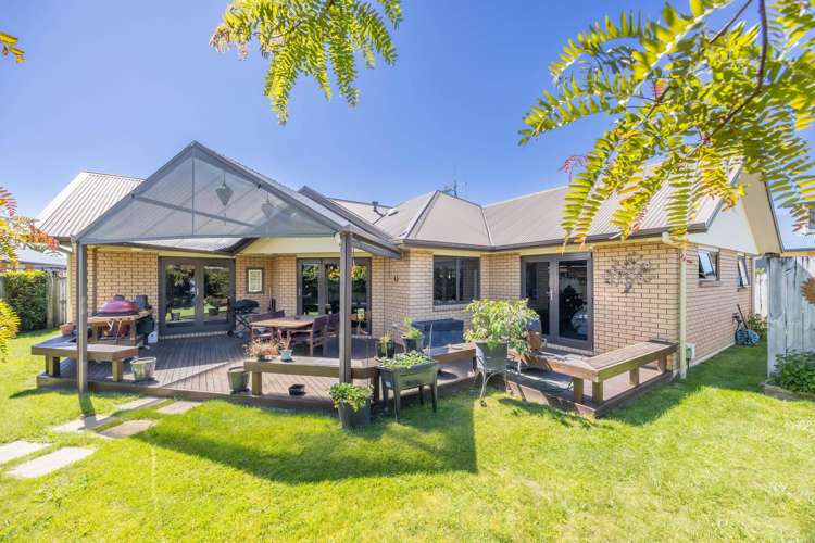 26 Ravenscourt Place Huntington_17