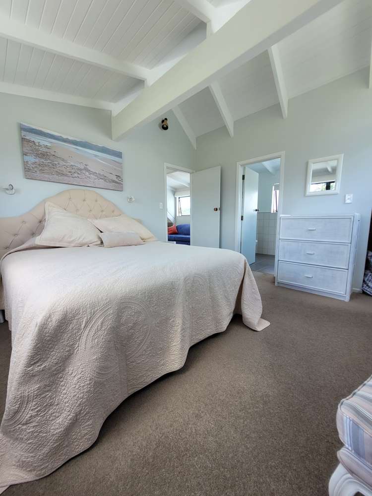 129 Everitt Crescent Whangamata_13