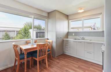 11 Freebairn Street_4