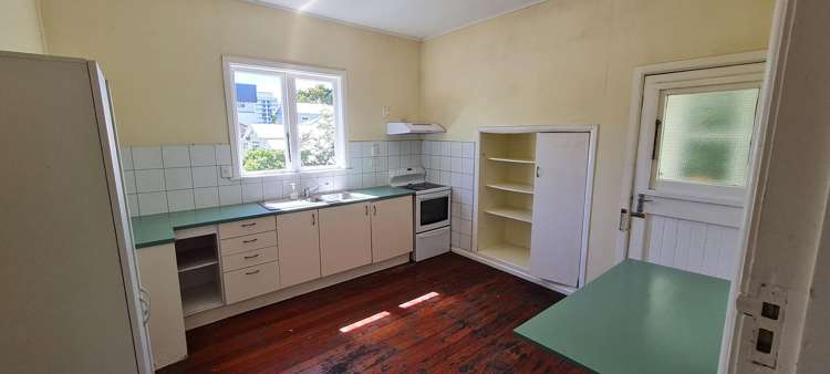 96 Nairn Street Mount Cook_2