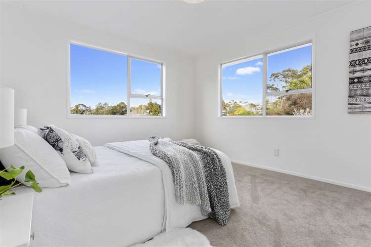 1/8 Tallington Crescent Torbay_11