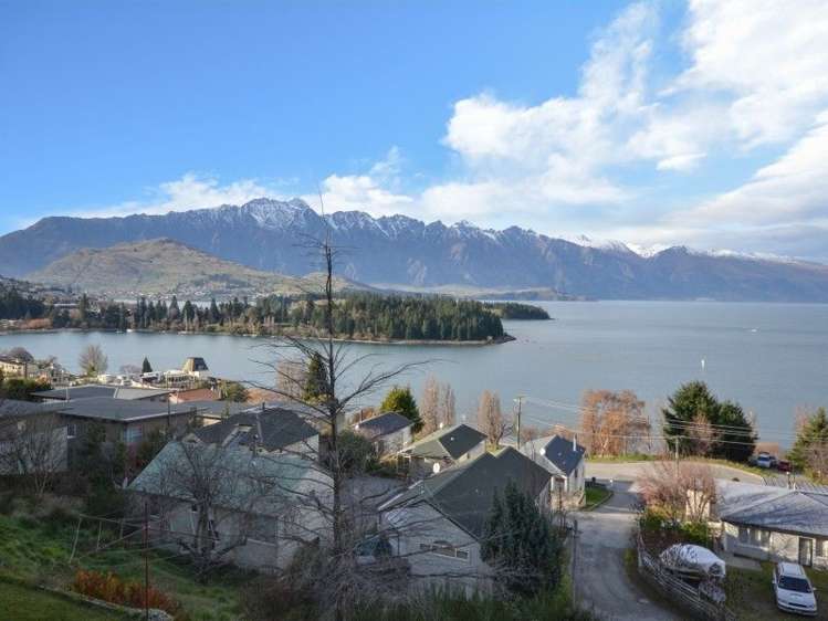 14 Lomond Crescent Queenstown_19