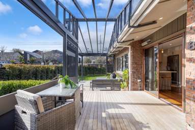 8 Riviera Place_3